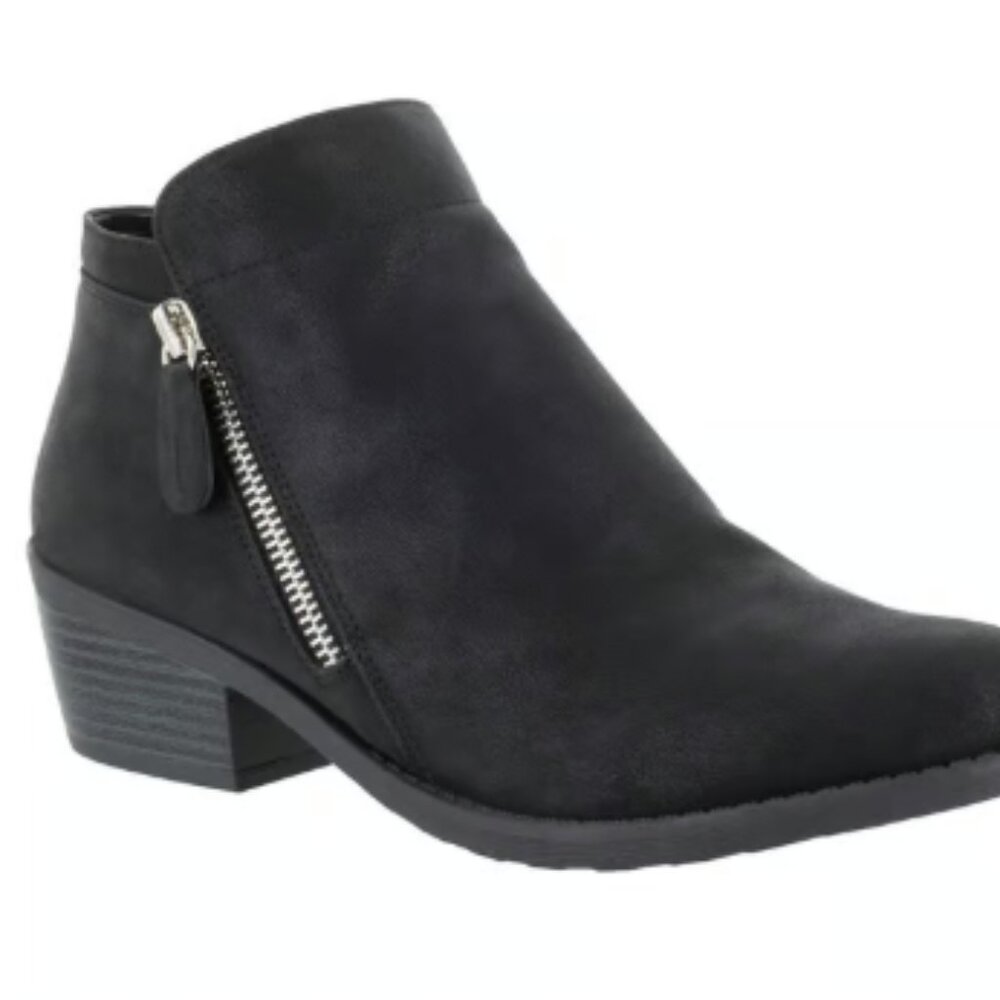 NWT Easy Street Gusto Comfort Ankle Boots Black Matte Size 8M